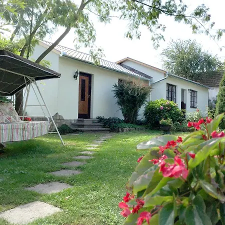 Hellenyi Apartment
